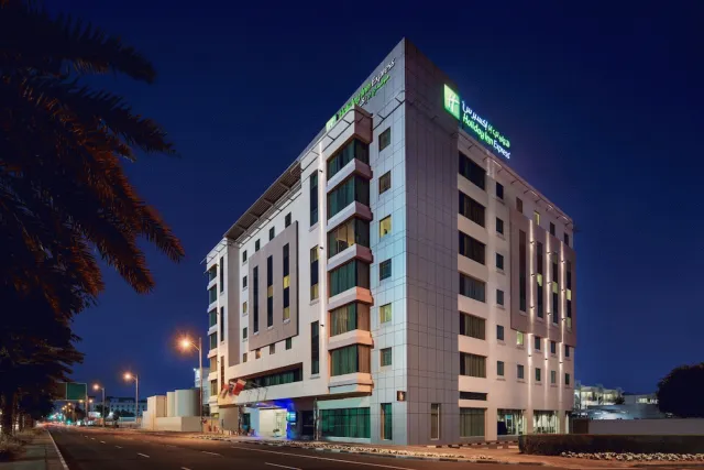 Bilder från hotellet Holiday Inn Express Dubai Jumeirah, an IHG Hotel - nummer 1 av 37