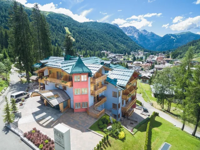 Bilder från hotellet Cristal Palace - nummer 1 av 73