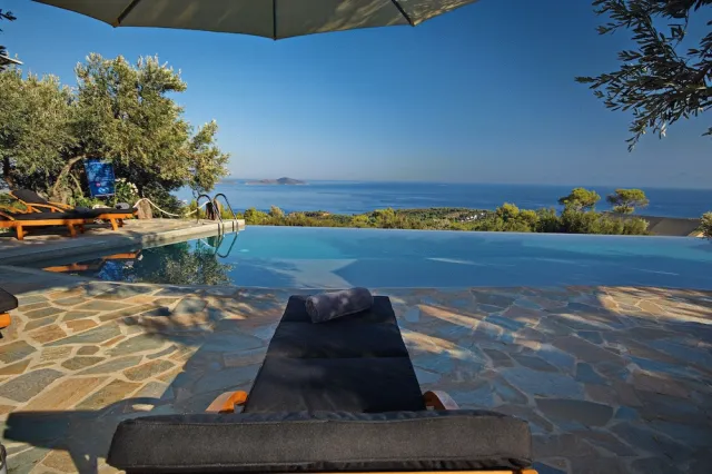 Bilder från hotellet The Infinity 180 Luxury Suites - Adults Only - nummer 1 av 42
