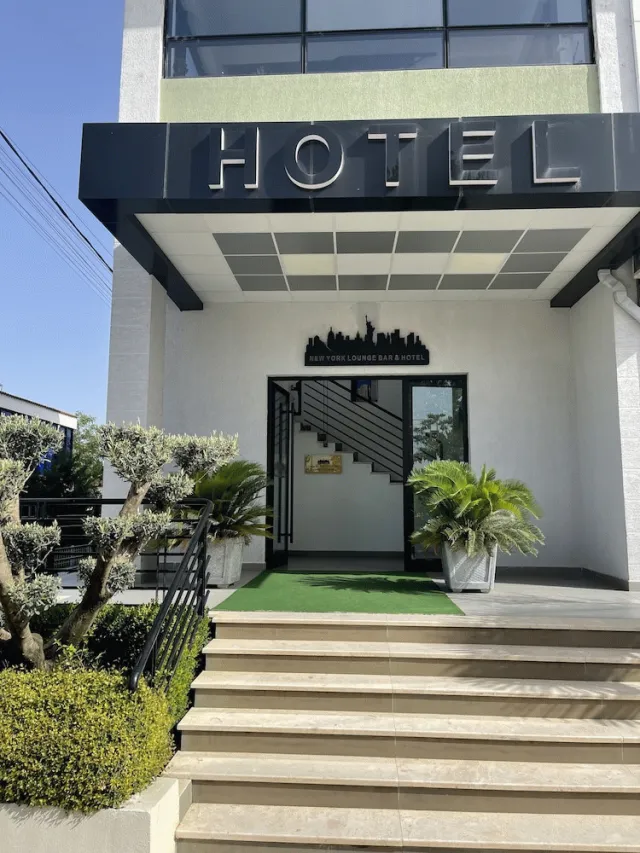 Bilder från hotellet Hotel New York Kamez - nummer 1 av 61