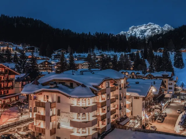 Bilder från hotellet Sporthotel Romantic Plaza - nummer 1 av 100