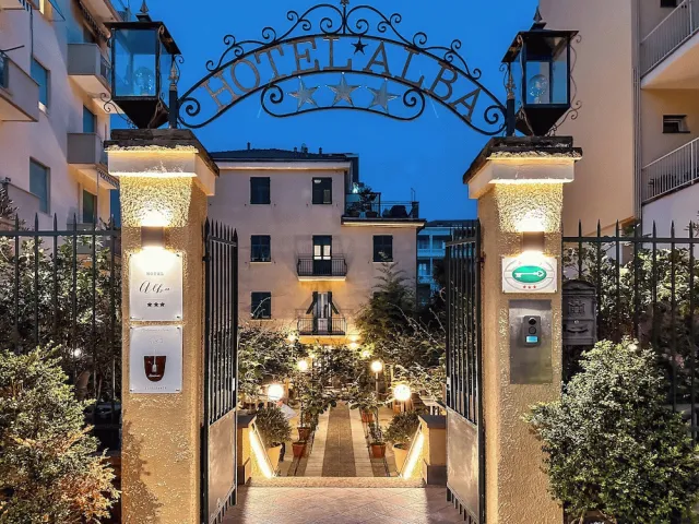 Bilder från hotellet Hotel Alba - nummer 1 av 35