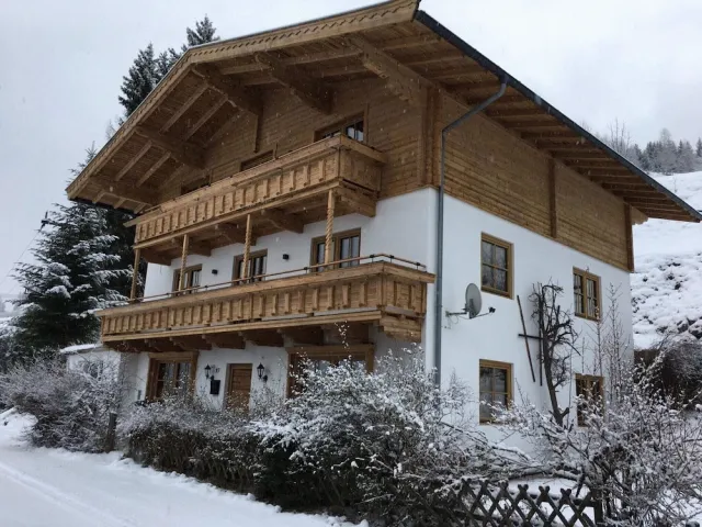 Bilder från hotellet Chalet in Hollersbach / Salzburg Near ski Area - nummer 1 av 39