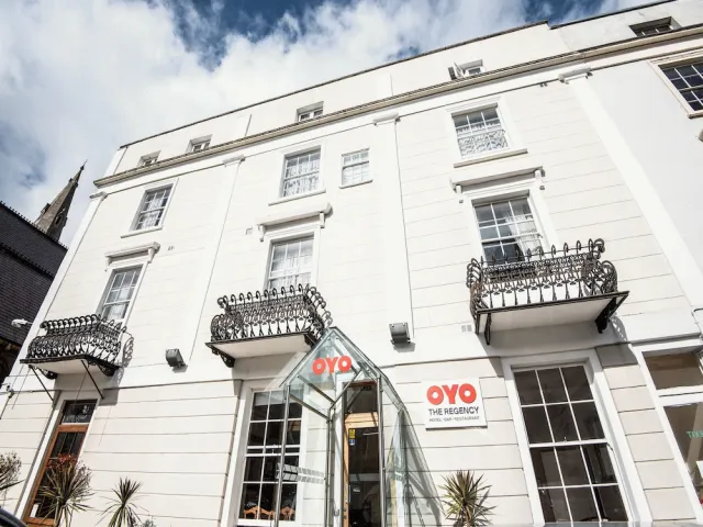 Bilder från hotellet OYO the Regency, Clifton Bristol - nummer 1 av 78