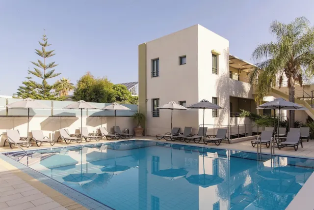 Bilder från hotellet Athina Beach Hotel - nummer 1 av 10