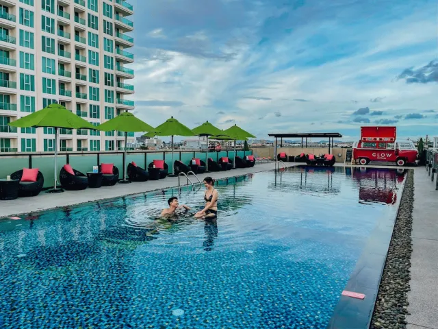 Bilder från hotellet GLOW Pattaya - nummer 1 av 40