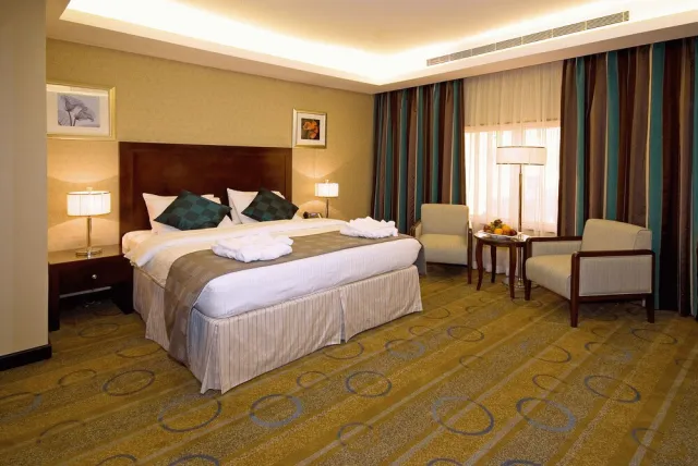 Bilder från hotellet Mercure Jeddah Al Hamra - nummer 1 av 82