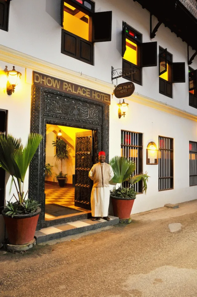 Bilder från hotellet Dhow Palace Hotel - nummer 1 av 41