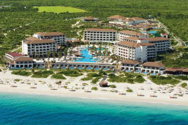 Bilder från hotellet Secrets Playa Mujeres Golf & Spa Resort - Adults Only - - nummer 1 av 80