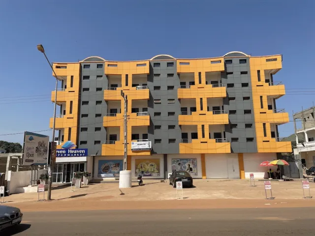 Bilder från hotellet Seven Heaven Plaza - nummer 1 av 23