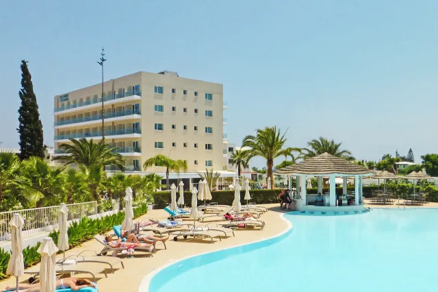 Bilder från hotellet Sunrise Gardens - nummer 1 av 22