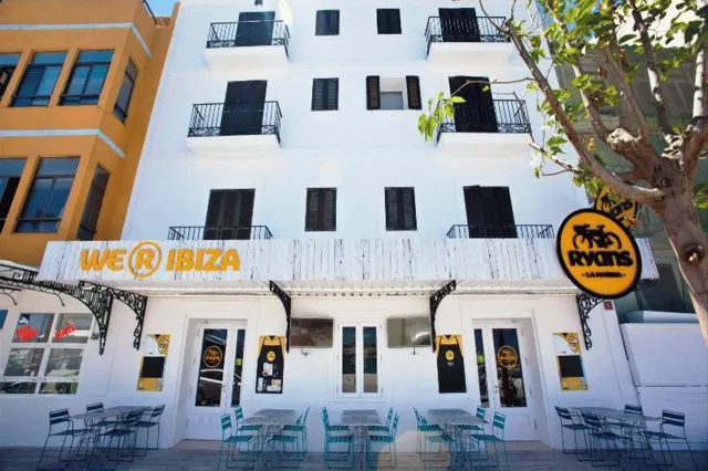 Bilder från hotellet Ryans La Marina - nummer 1 av 131