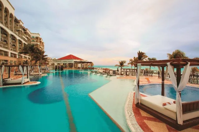 Bilder från hotellet Hyatt Zilara Cancun - nummer 1 av 108