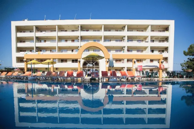 Bilder från hotellet Tuntas Family Suites Kusadasi - nummer 1 av 6