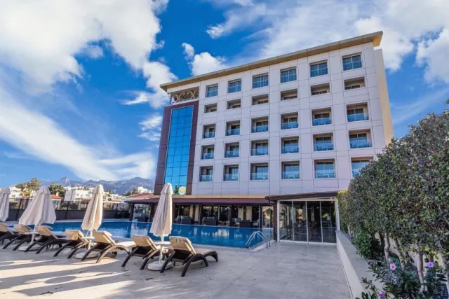 Bilder från hotellet Grand Pasha Kyrenia Hotel & Casino & Spa - nummer 1 av 10